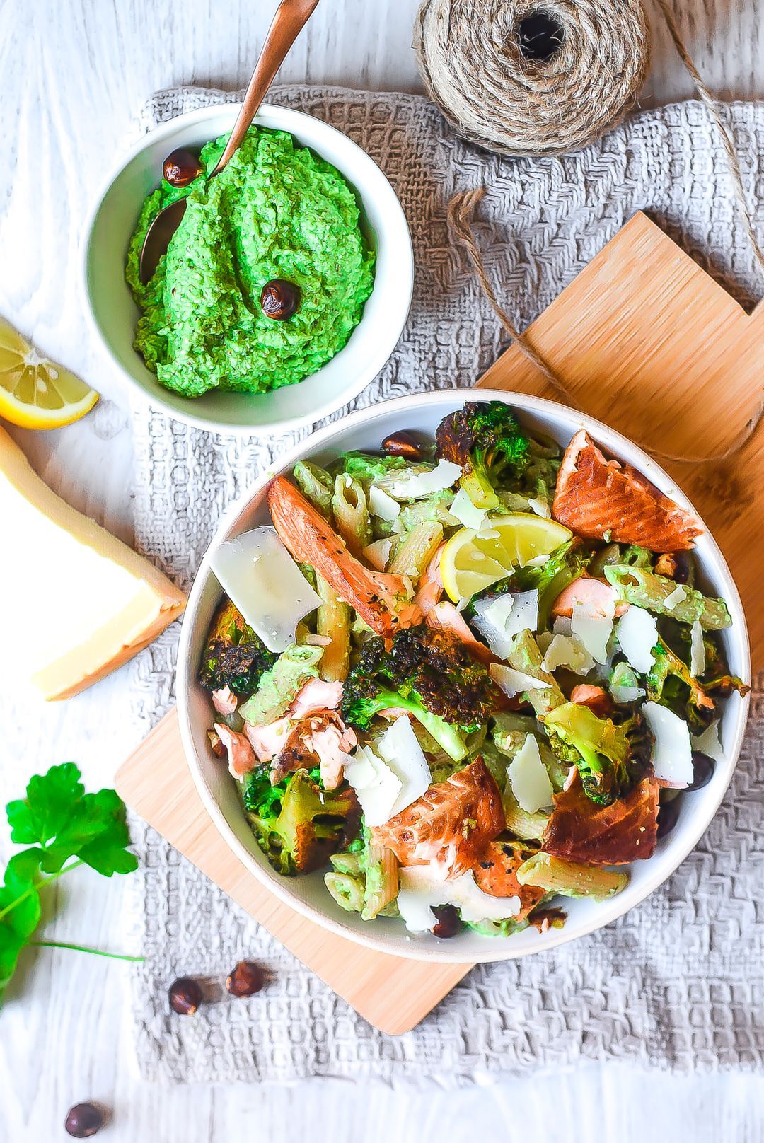 Penne with broccoli pesto and salmon