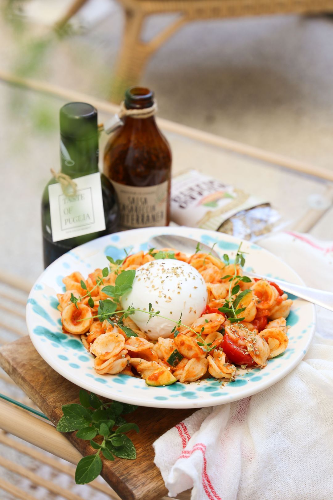 Orecchiette with tomato sauce burrata