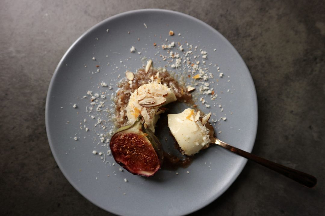 Panna cotta with salted date puree & grilled fig