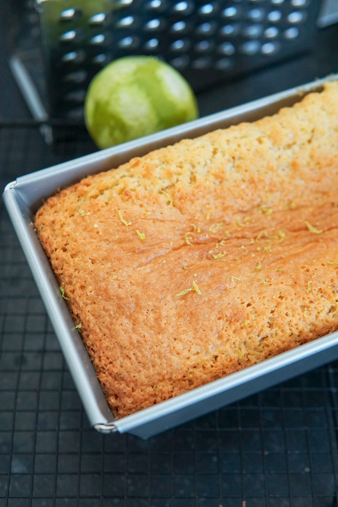 Quick coconut cake for a lazy Sunday