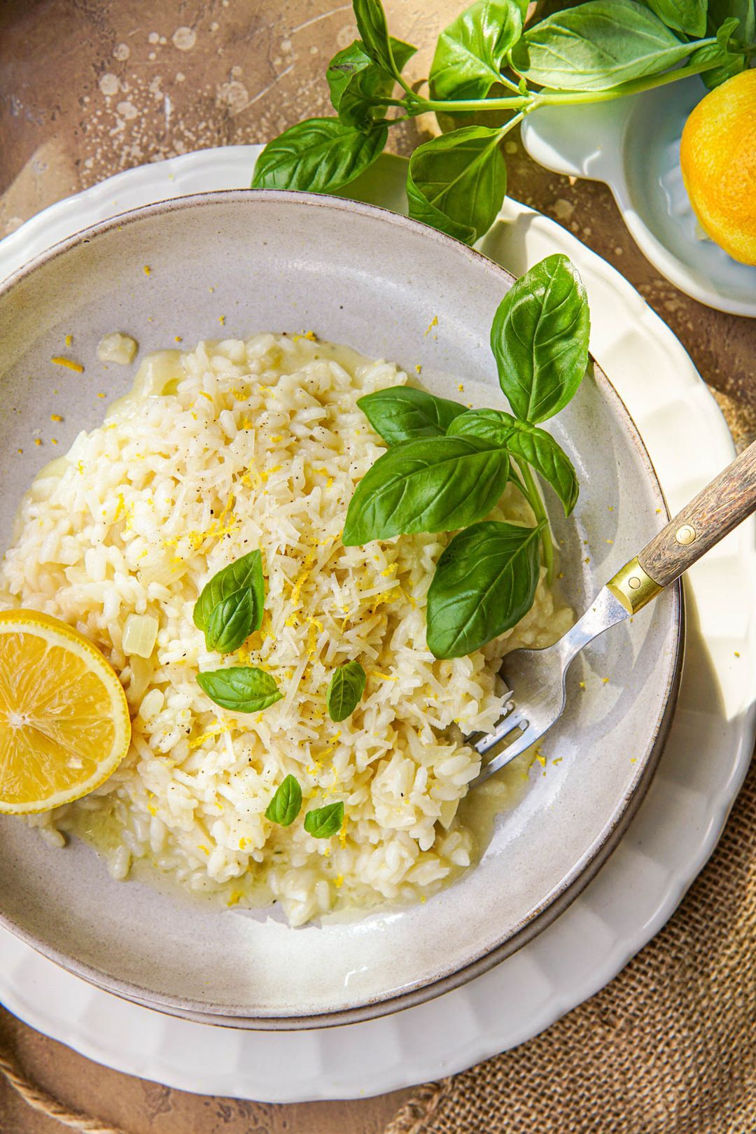 Easy and creamy lemon risotto