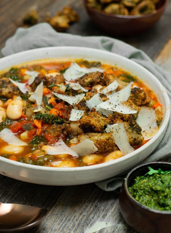 Minestrone avec jupes pesto