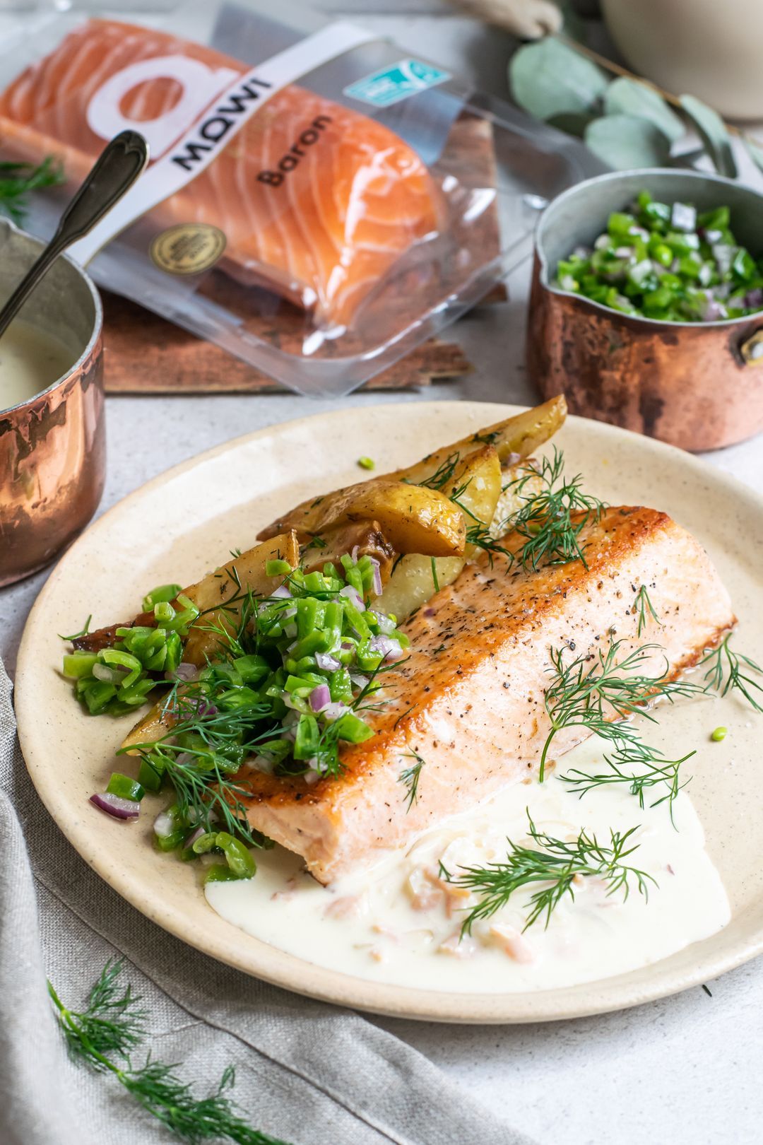 Salmon with horseradish sauce and string bean salsa
