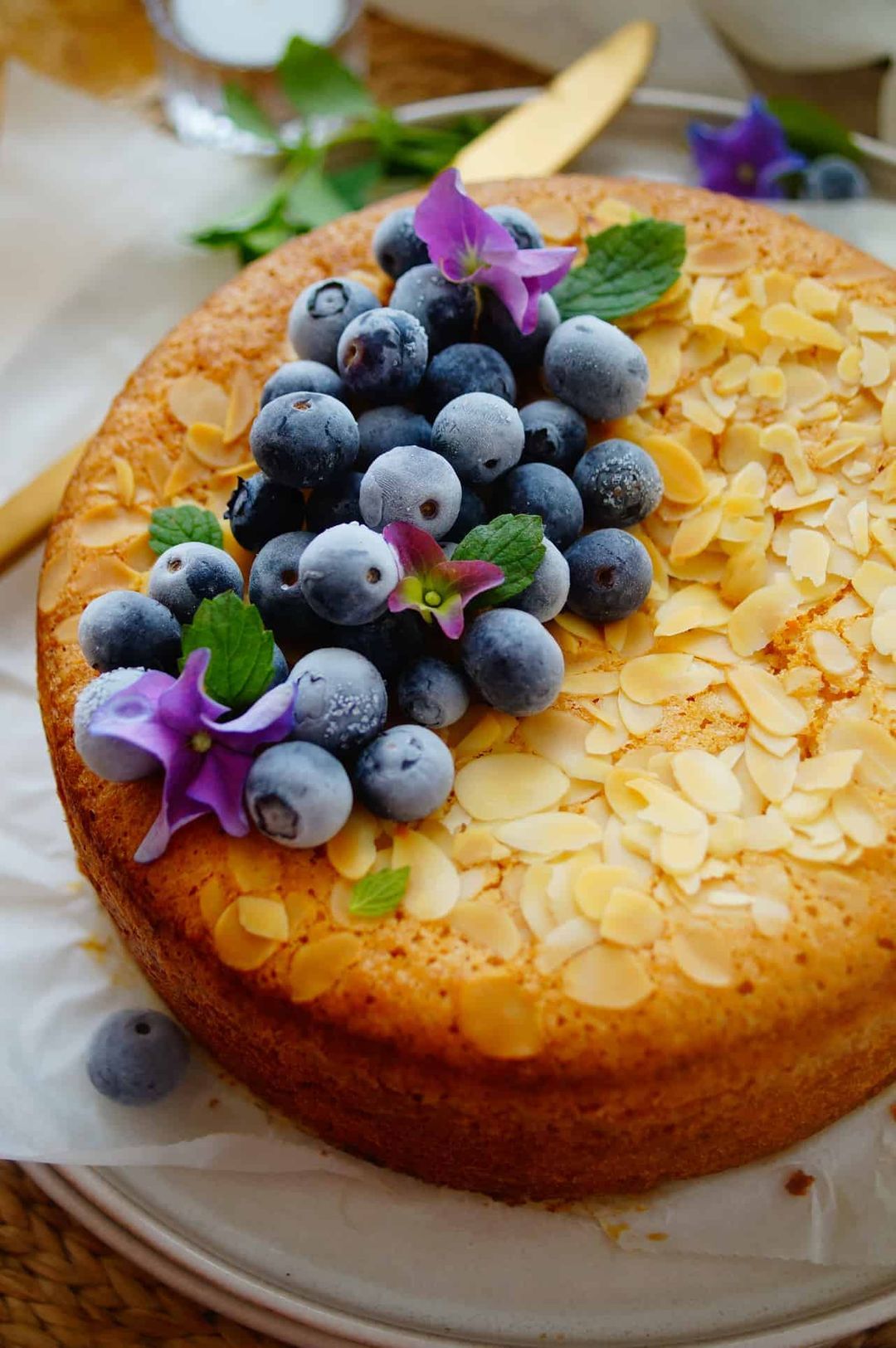 Almond cake with blueberries