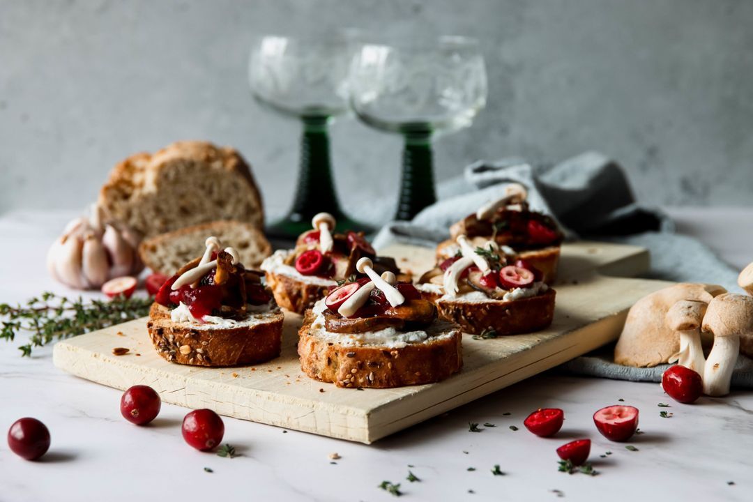 Goat cheese mushrooms cranberry sauce bruschetta