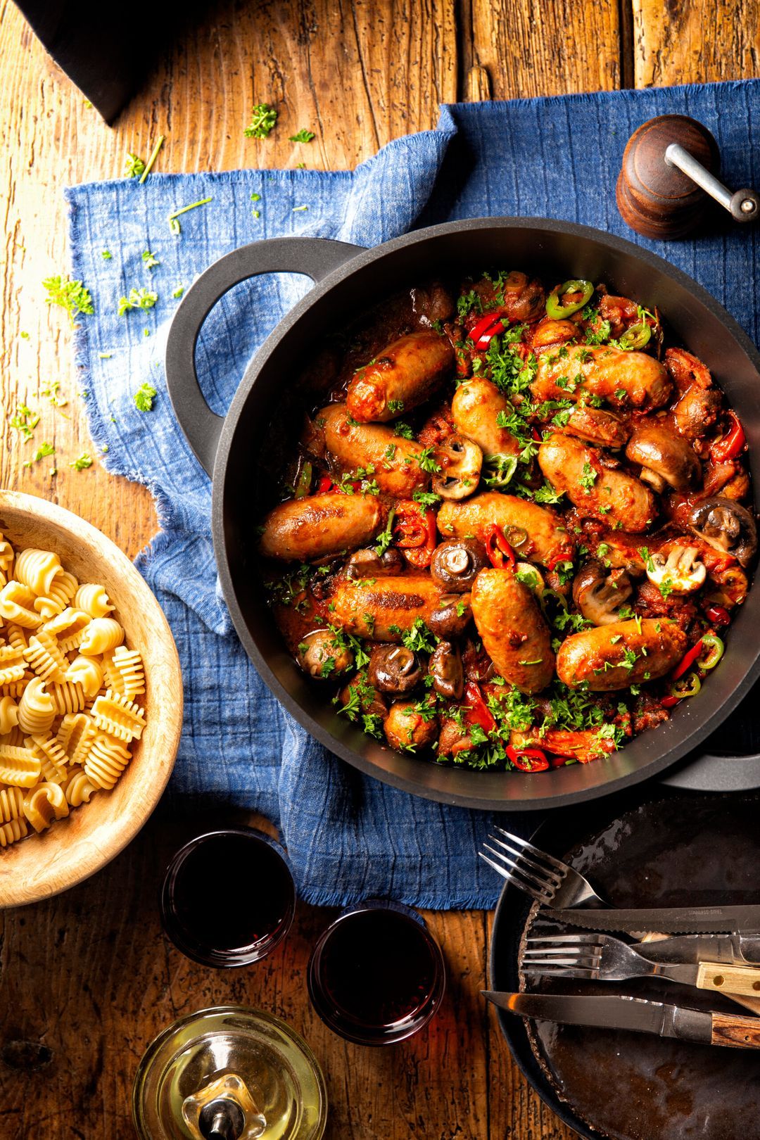Spicy stew with sausage and mushrooms