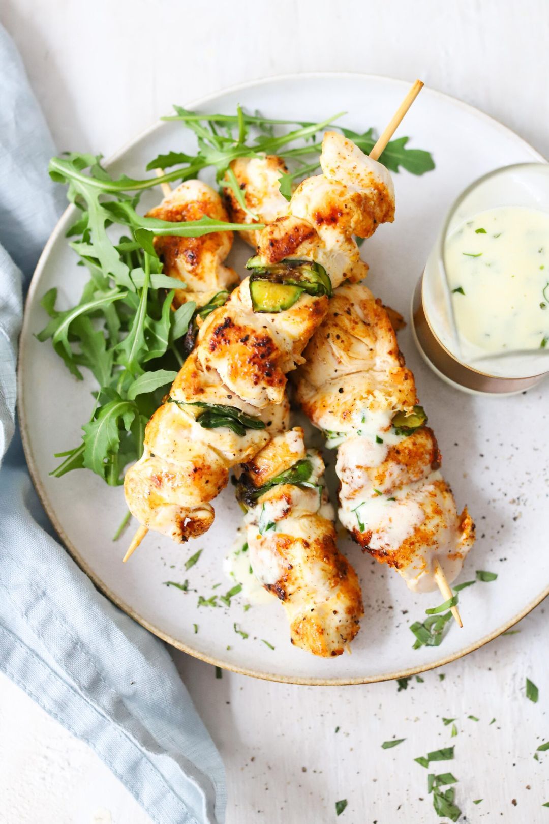 Chicken skewers with creamy tarragon sauce