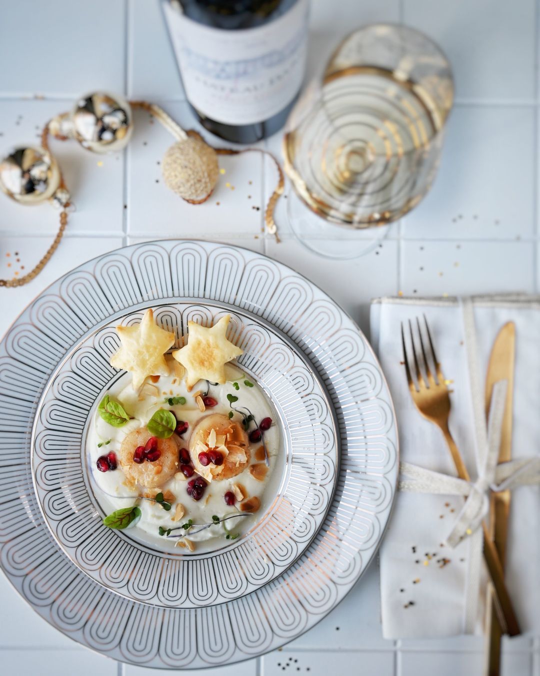 Scallops on cauliflower cream