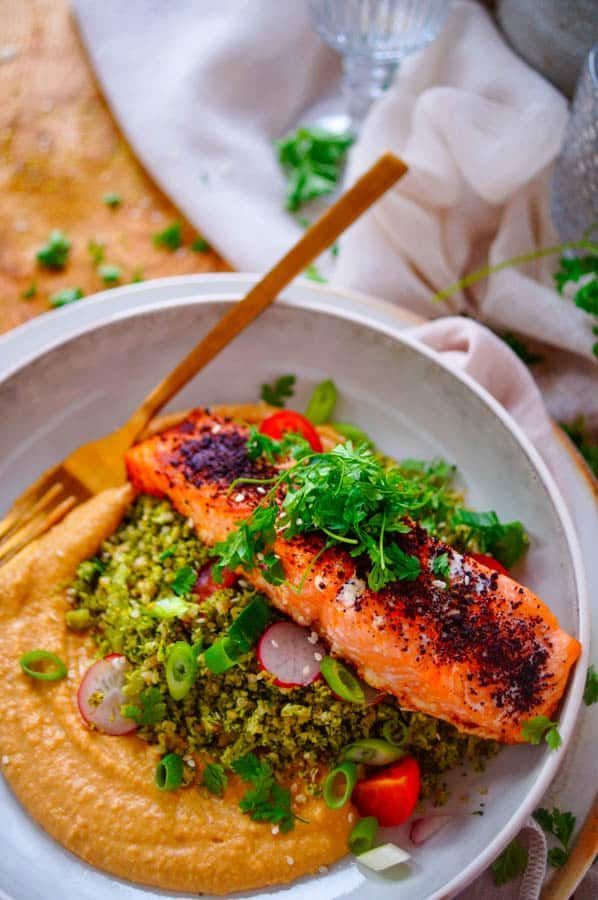 Roasted salmon with broccoli tabbouleh