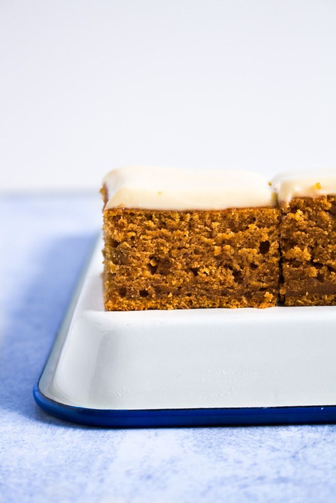 Pumpkin cake with maple glaze