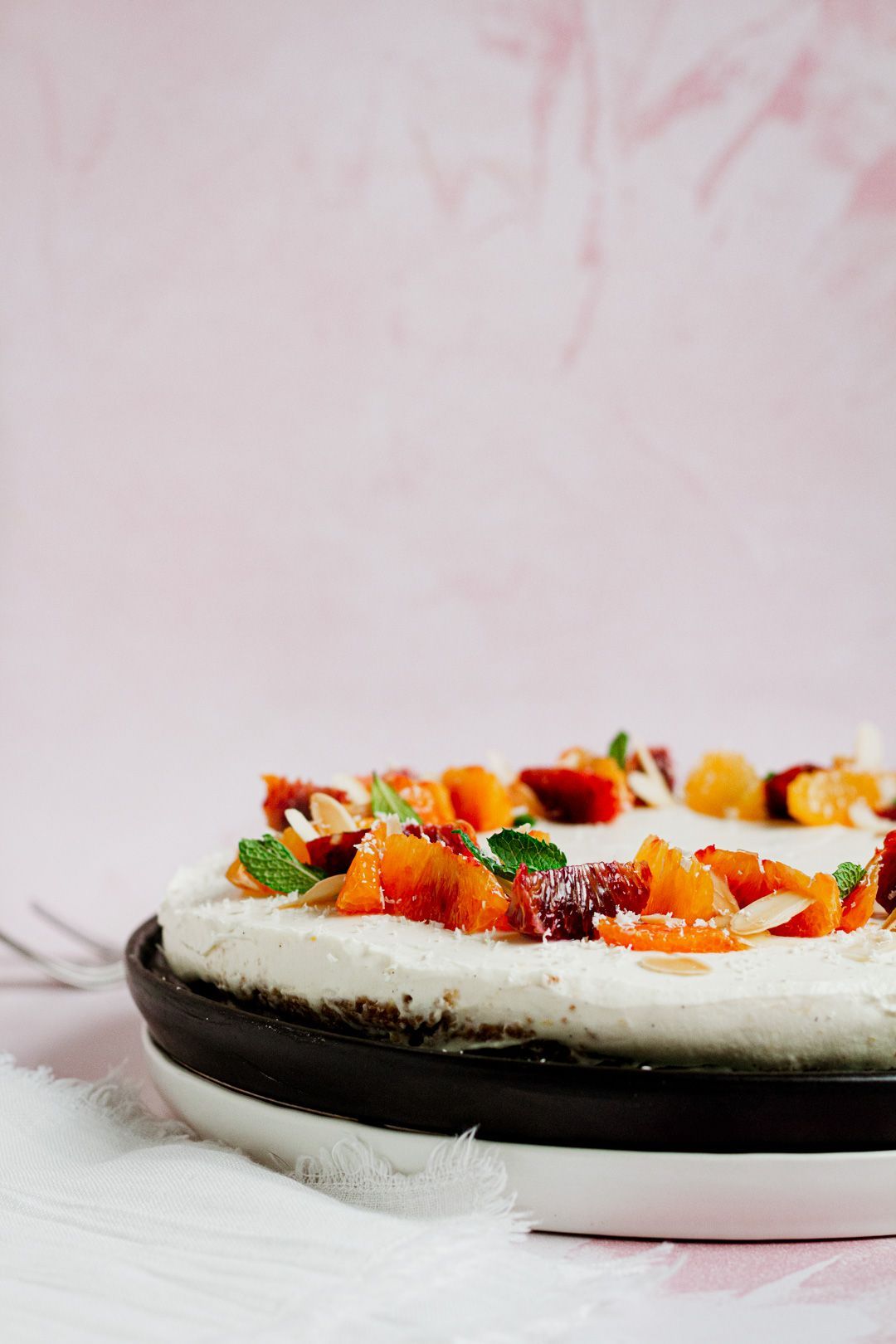 Cheesecake with white chocolate and orange