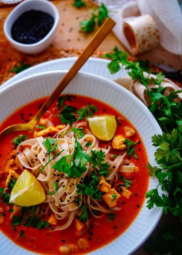 Noodlesoup with chicken
