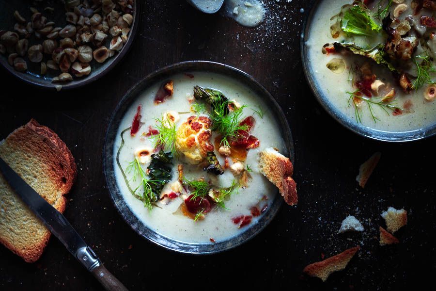 Roasted cauliflower soup with fennel