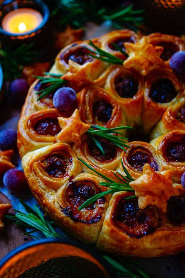 Festive sausage rolls