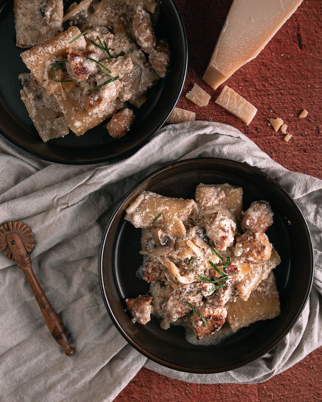 Calamarata met ricotta & sausage 💚🤍❤️