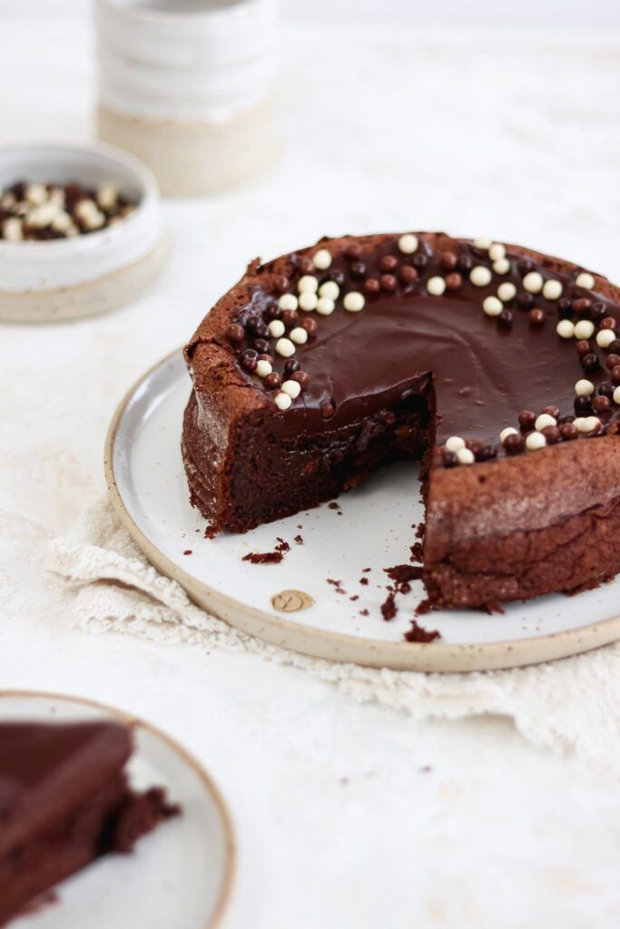 Chocolate mousse cake with caramel ganache topping