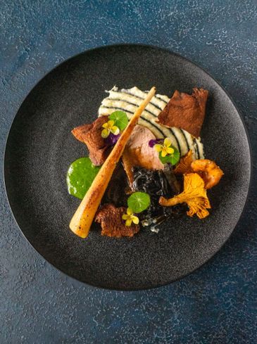 Veal fillet, gravy of cornucopia, parsnip, watercress