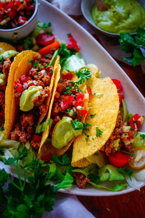 Taco met kip in guacamole