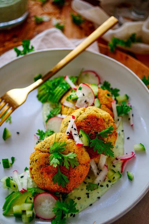 Fish cakes with avocado sauce