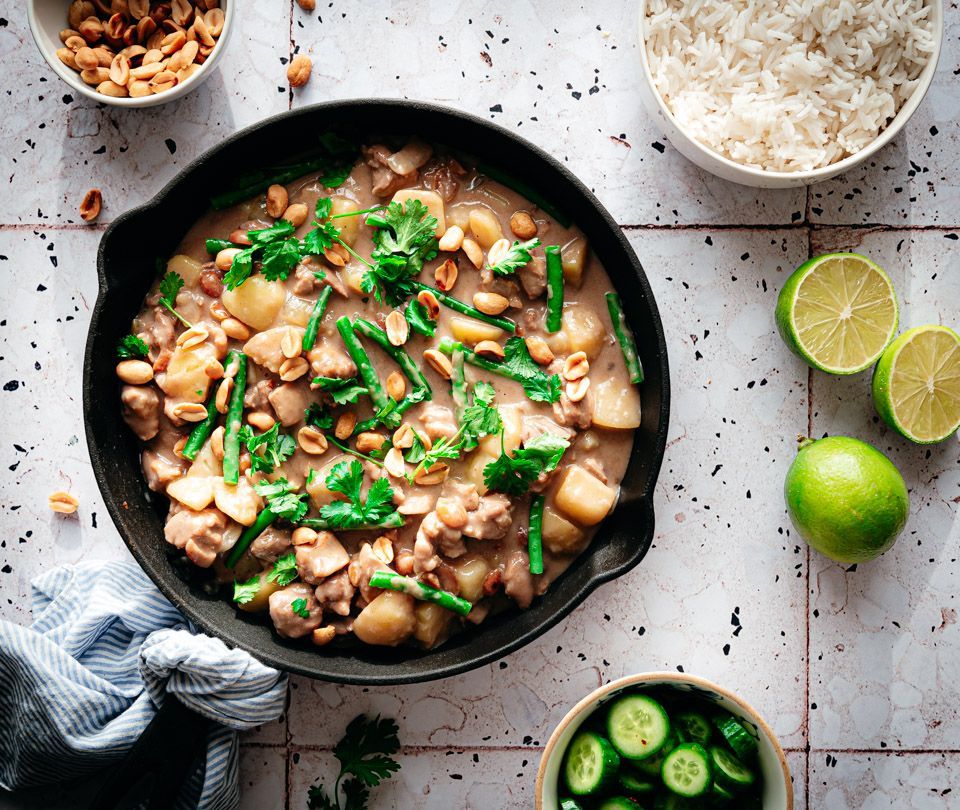Easy massaman curry (Thai)